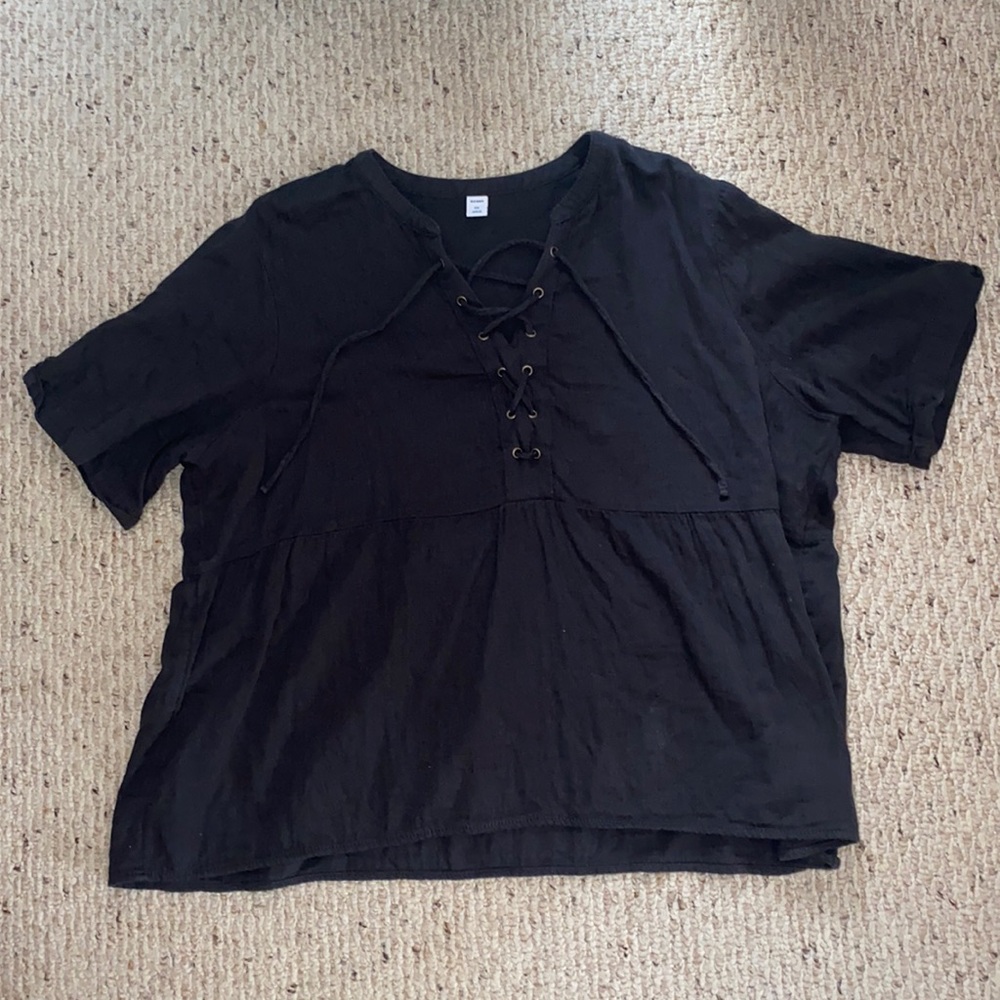 Old Navy Charcoal Gray Peasant top